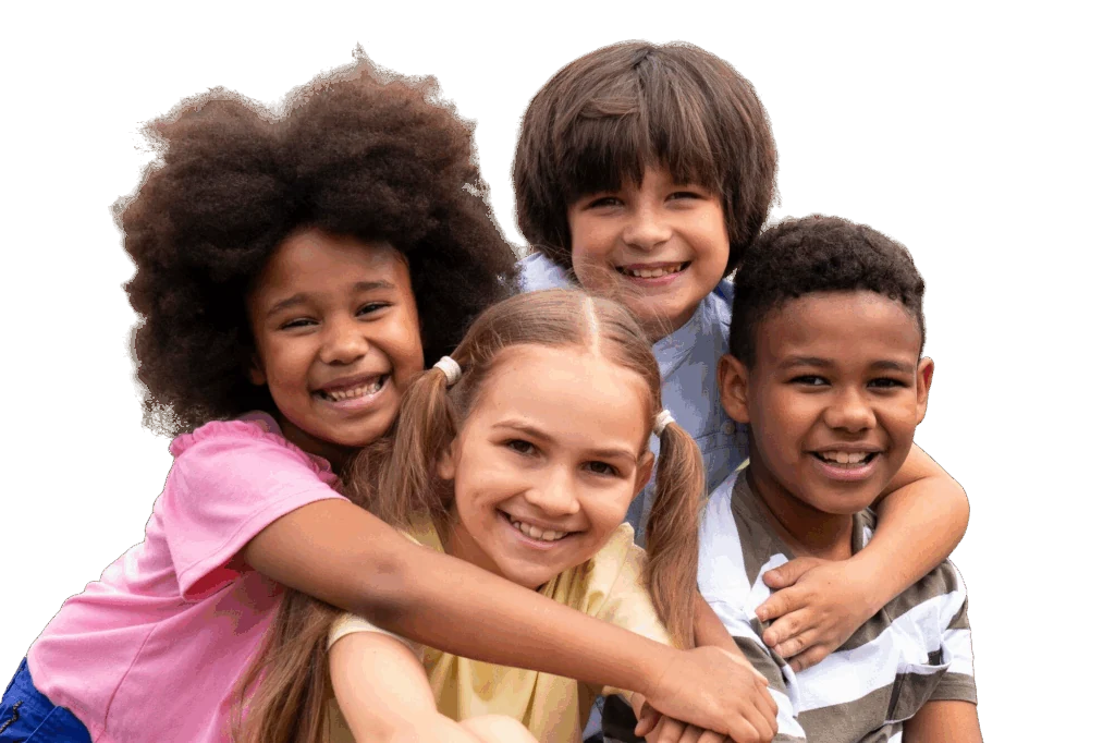Crianças sorrindo — Fundo da Criança e Adolescente